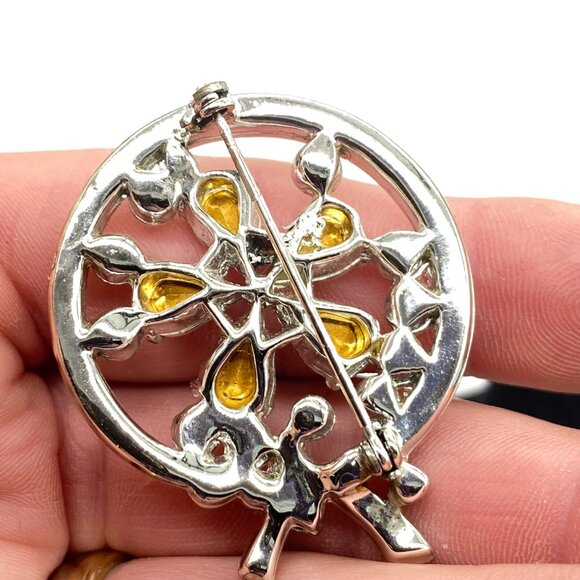 Vintage Clear Rhinestone Floral Circle Brooch Pin Silver-Tone Finish - Picture 4 of 9